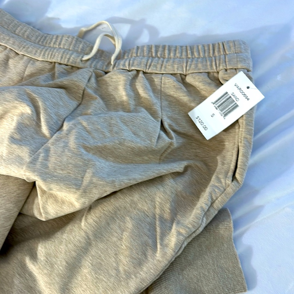 Women’s tan joggers - Picture 3 of 6